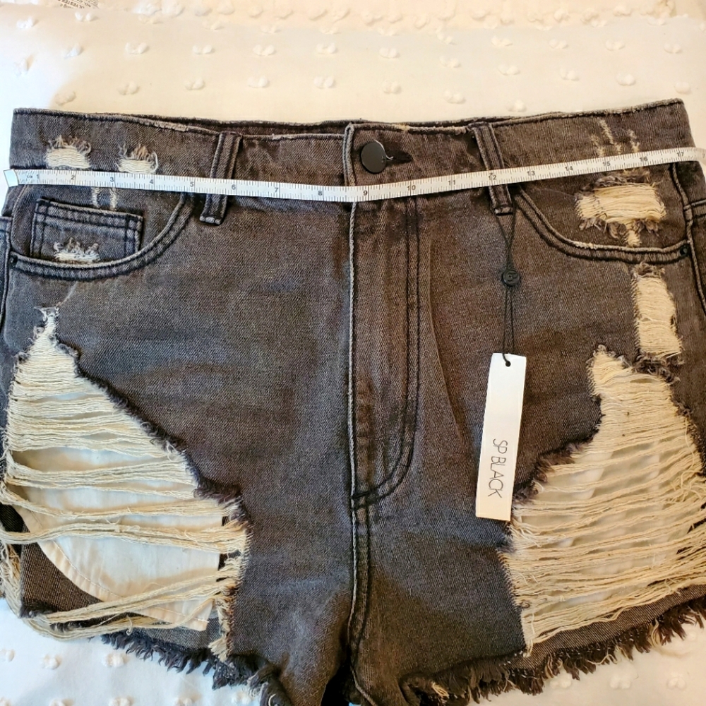 SP Black Label Distressed Faded Black High Rise Denim Shorts. Large.